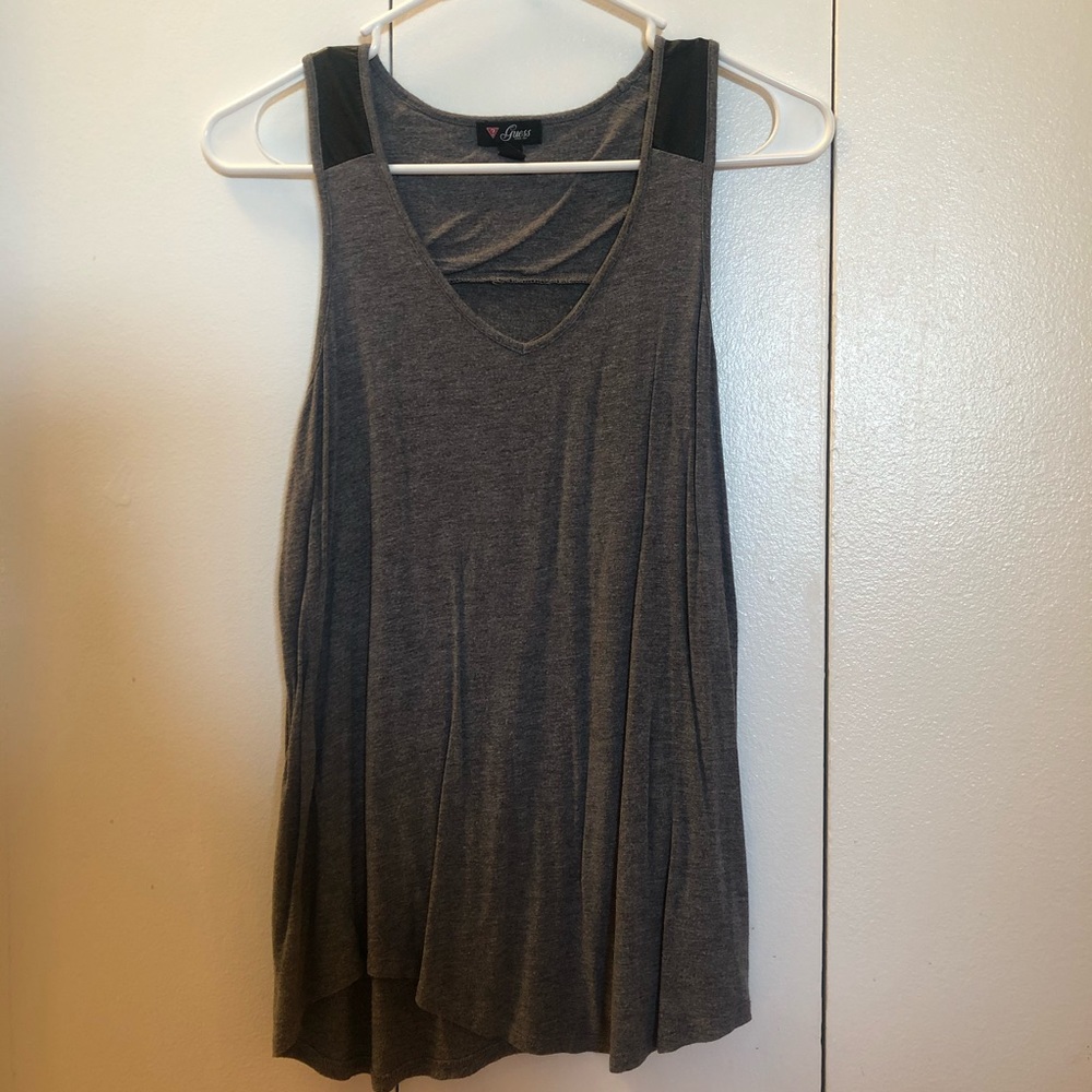 Guess top